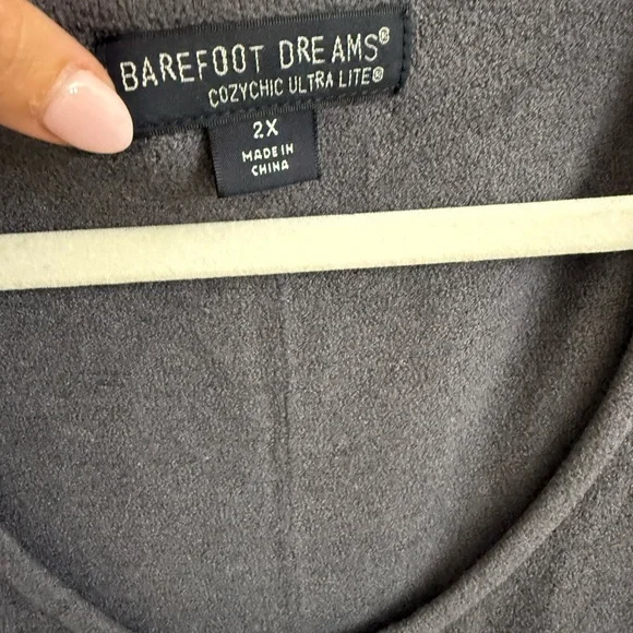 Barefoot Dreams CozyChic Ultra Lite Ribbed Maxi Navy
Dress Plus size 2X - Picture 4 of 7